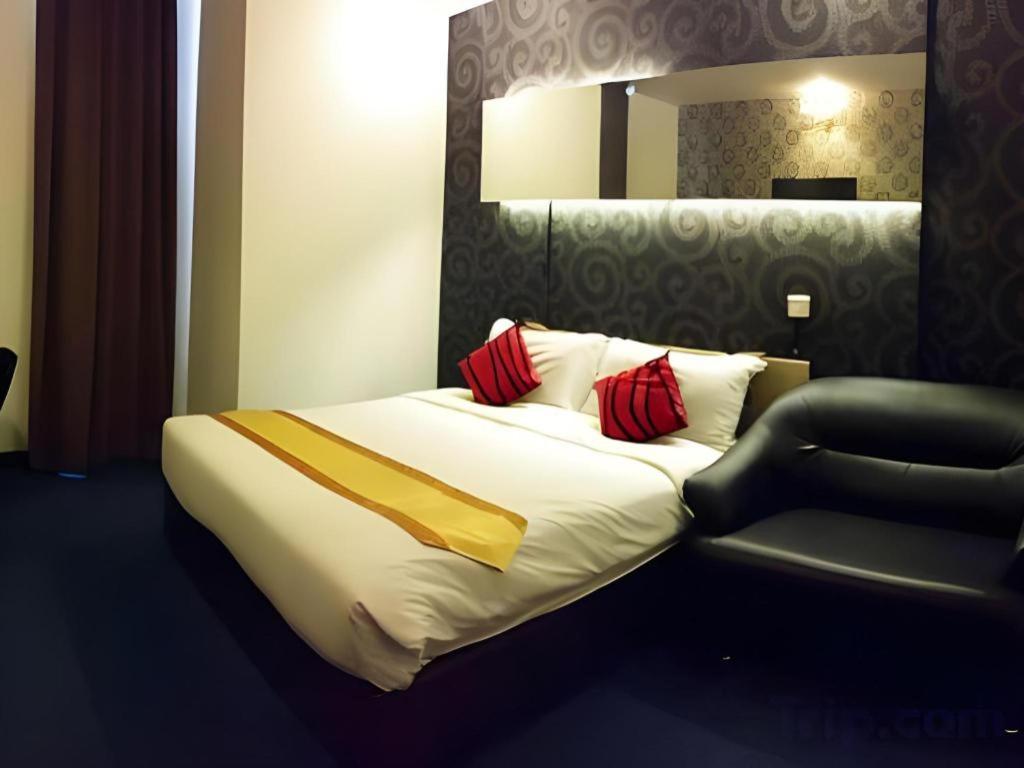 Paragon City Hotel Ипох Екстериор снимка